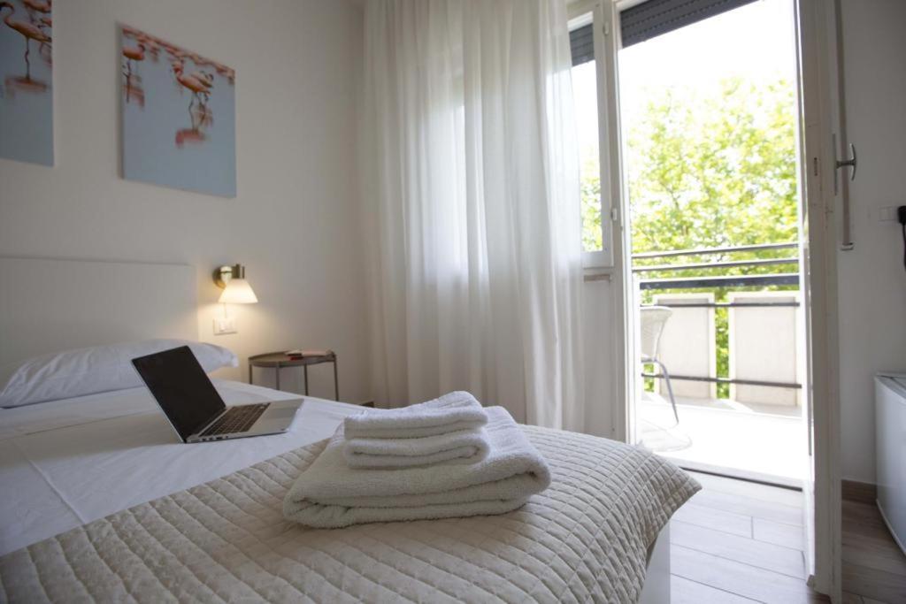 Hotel Elite Cervia Extérieur photo